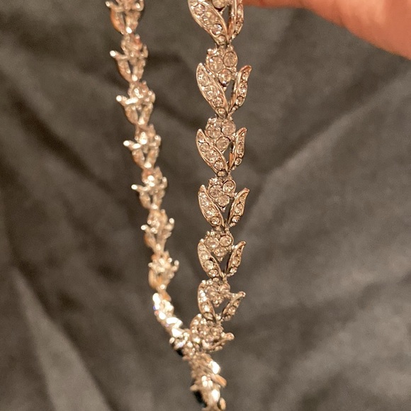 A Set of Absolutely Stunning Simulated Diamond & Sapphire Necklace & Earrings - Picture 9 of 15